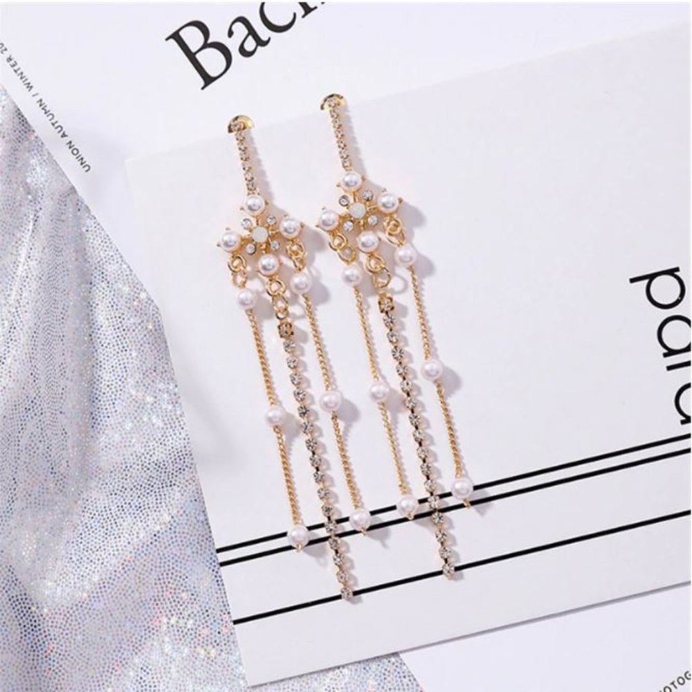 ✨NEW! ✨Pearl & Diamond Drop Dangle Earrings!